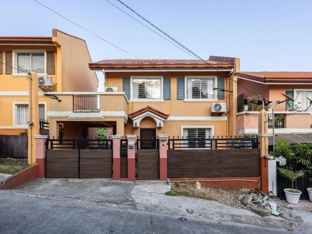 Bella Casa by J&J  (3BR HOUSE |WIFI|VACATION HOME)