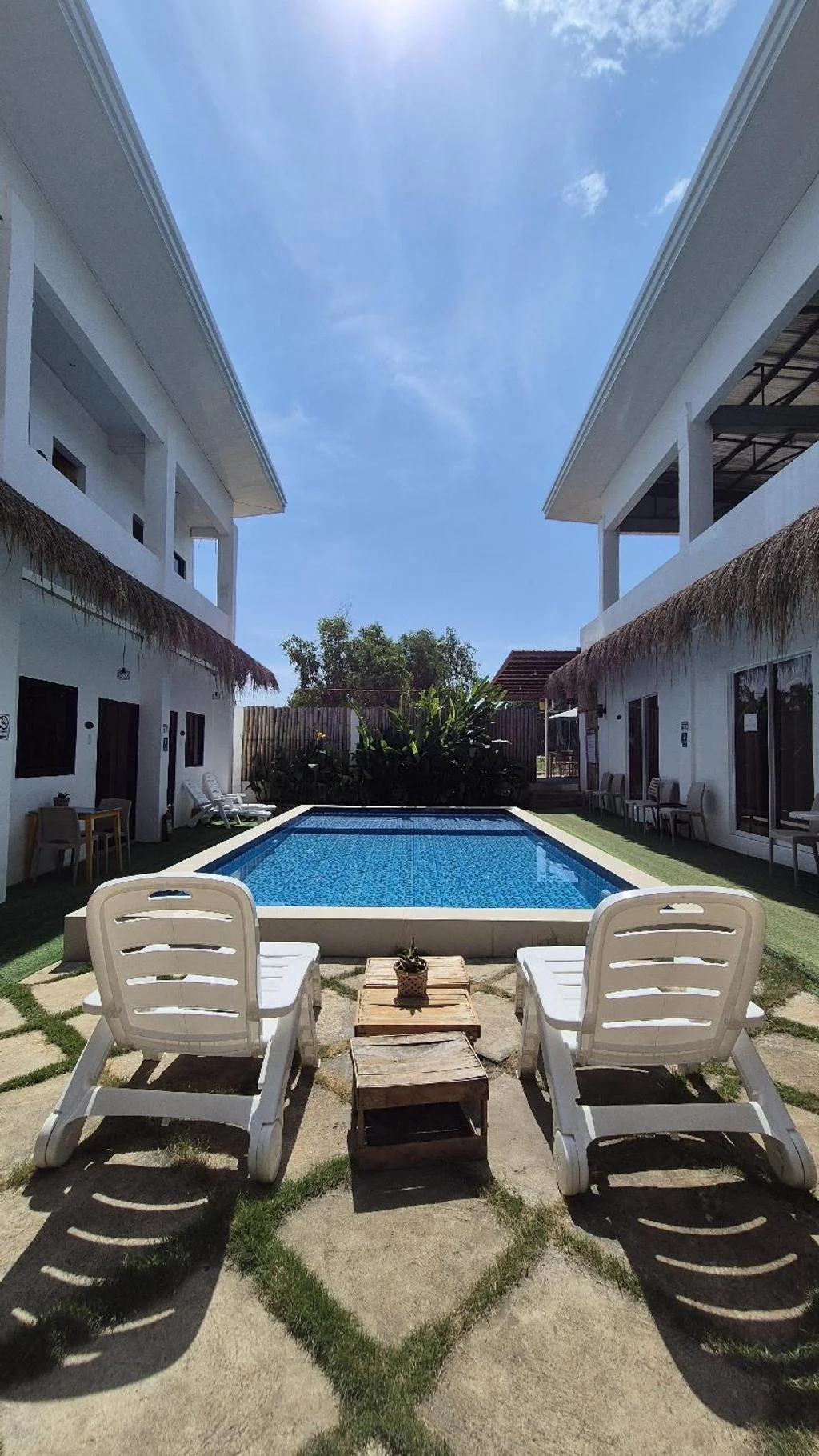 Camotes Backpackers Hostel