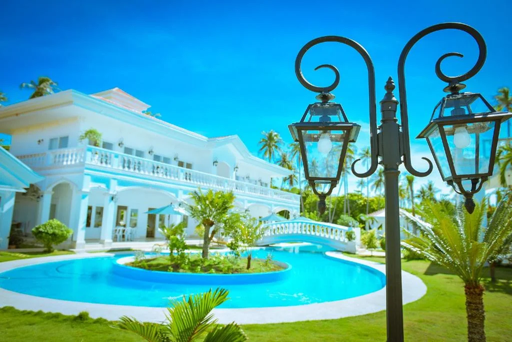 Casa Blanca by the Sea