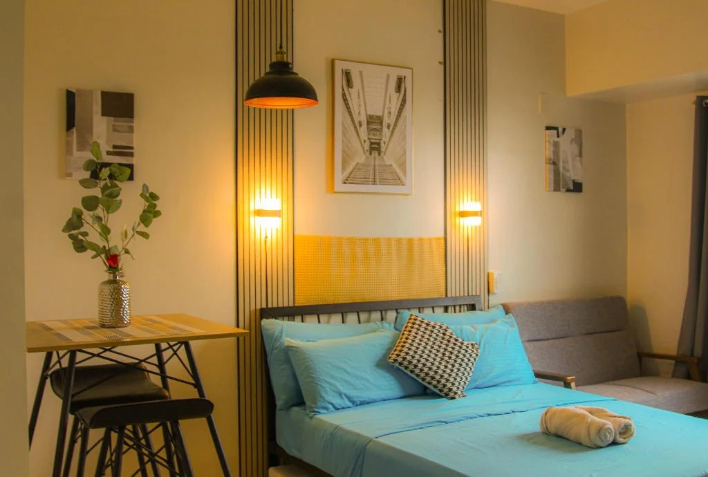 Casa - Vibrant City Center Studio Near Ayala Mall