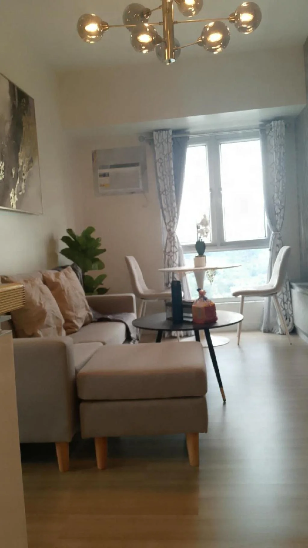 Cebu it park budget family condo (Z&A homestay)