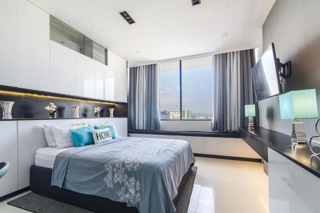 Cozy Condo near IT Park & Ayala w/ Smart Samsung HDTV