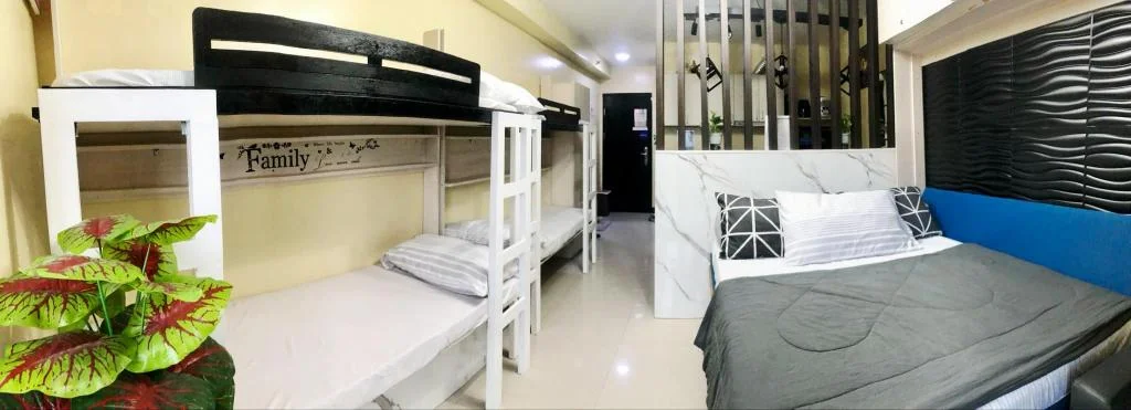 Cozy studio unit near mactan airport with balcony