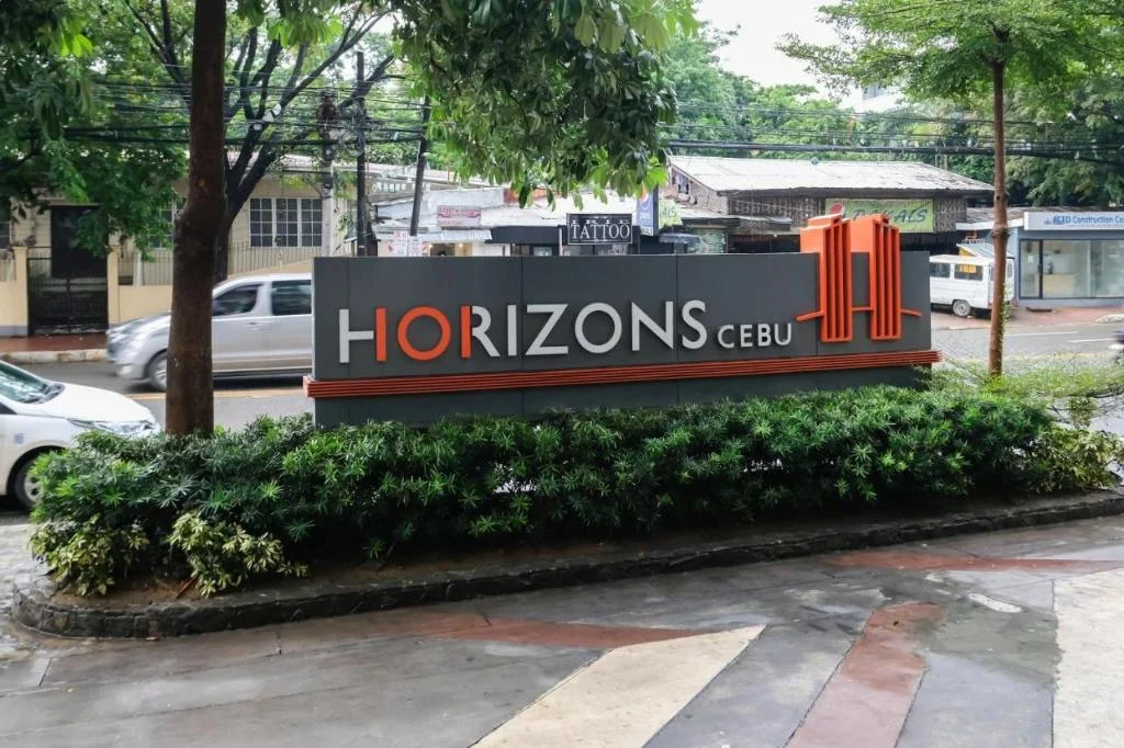 EZENIEL'S PLACE HORIZON 101 CONDOMINIUM Cebu City