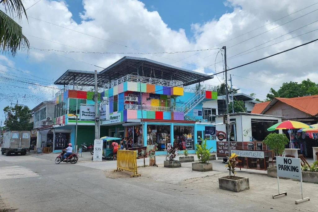 Hey Mojo Guesthouse at Santa Fe, Bantayan Is. 
