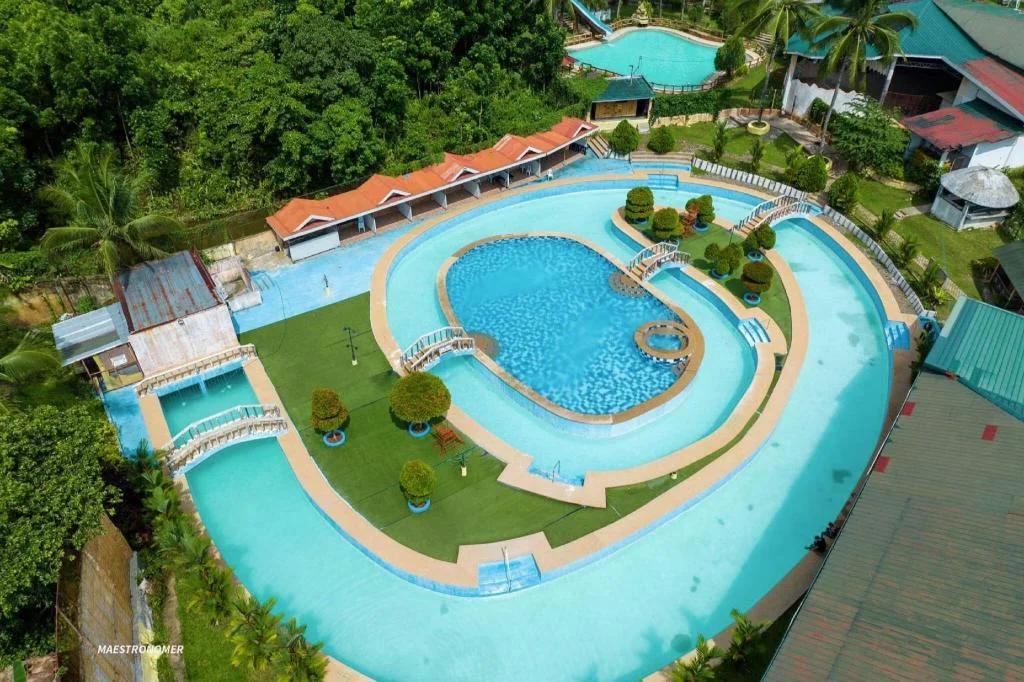Hidden Valley Mountain and Wavepool Resort
