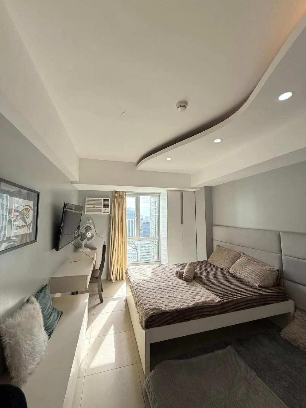 Kenn’s Cozy Accomodation at Avida Riala