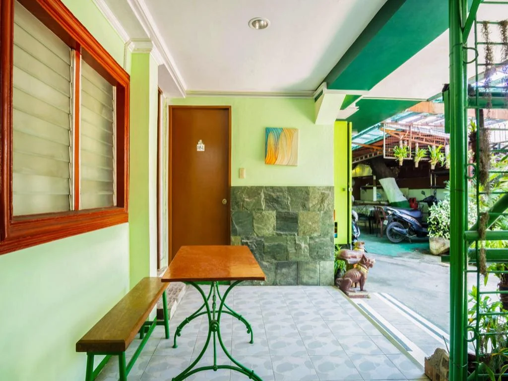 Maanyag Pension House