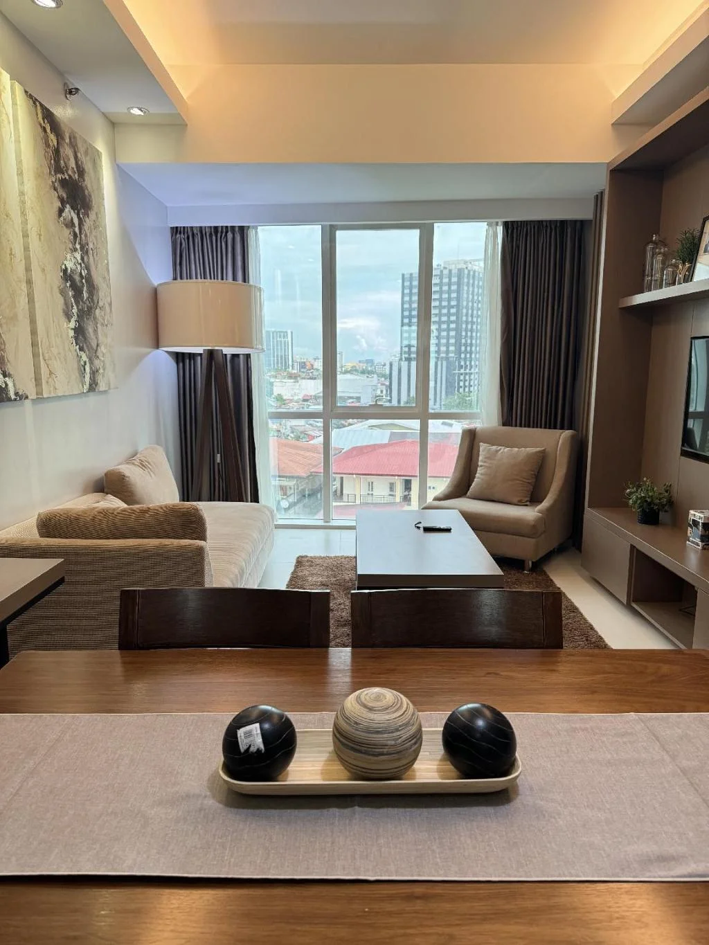 Monarch Suites at Padgett Cebu w/ pool near Ayala