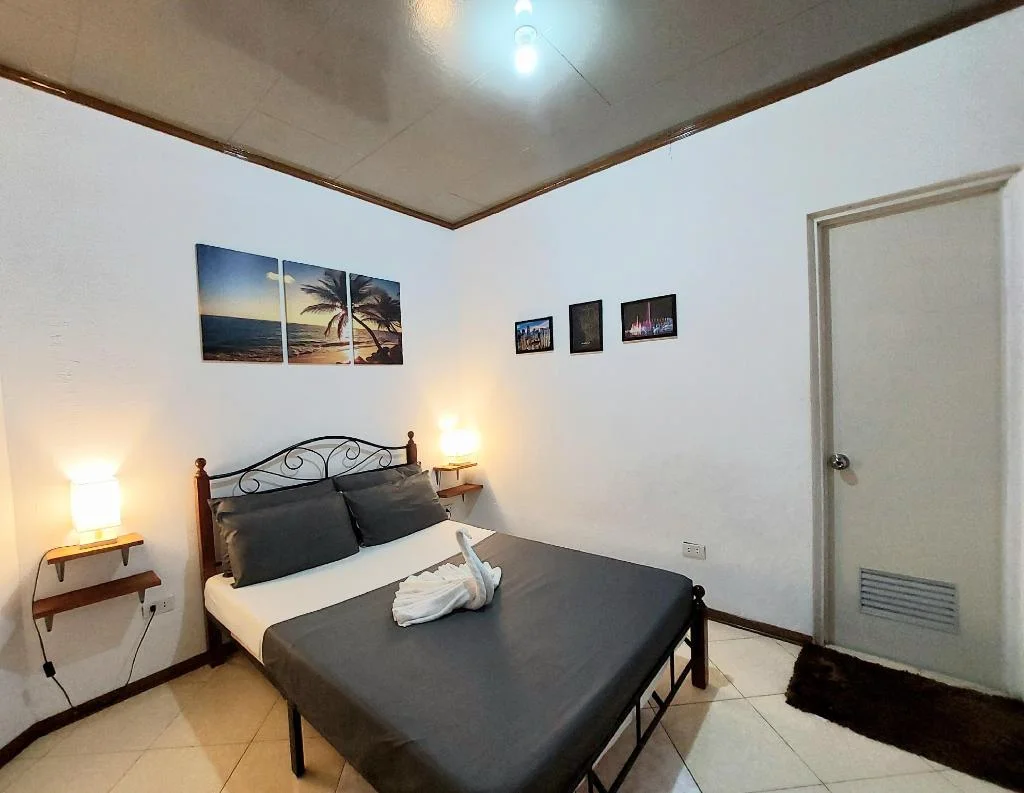 OHLALA HOSTEL