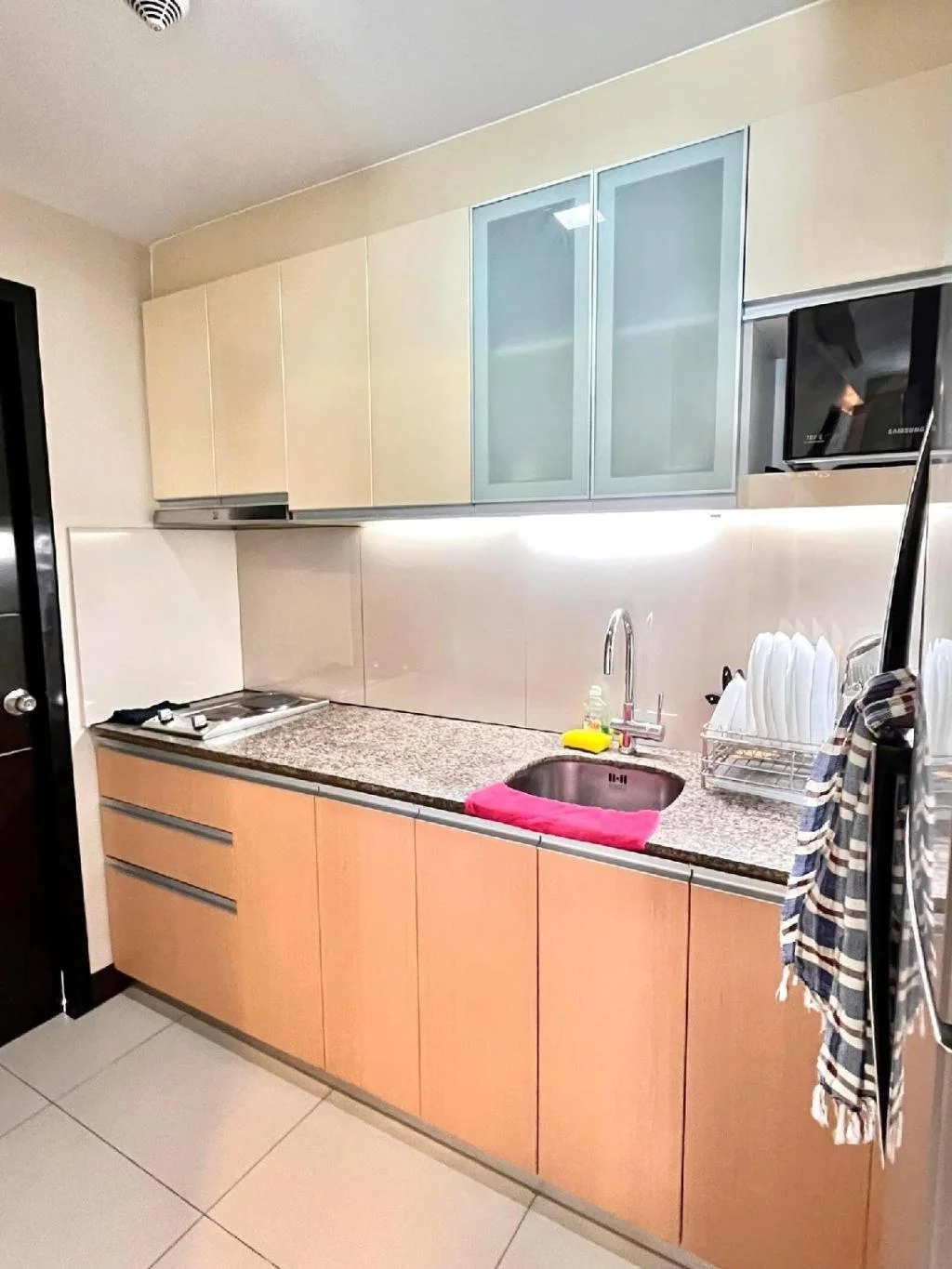 One bedroom with Sea View and City Lights 
