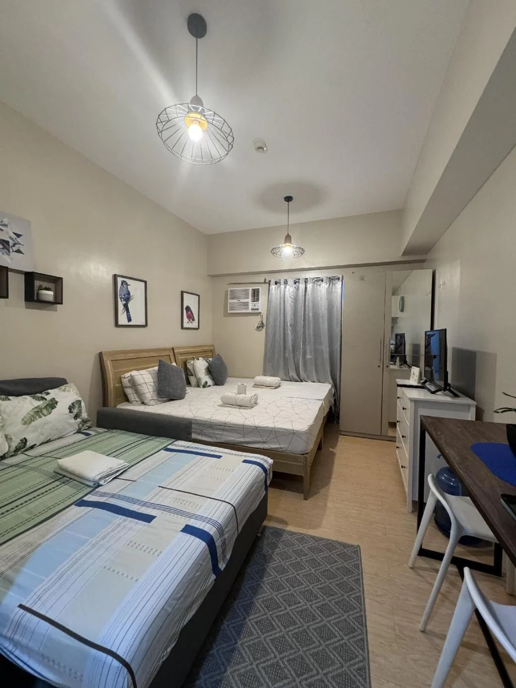 Perfect for Family/Barkada Room by Luxanos Place 