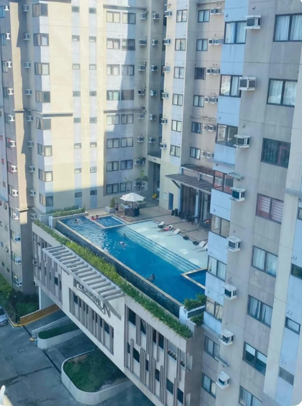Persimmon Studios Near Ayala Mall & SM Mall Cebu