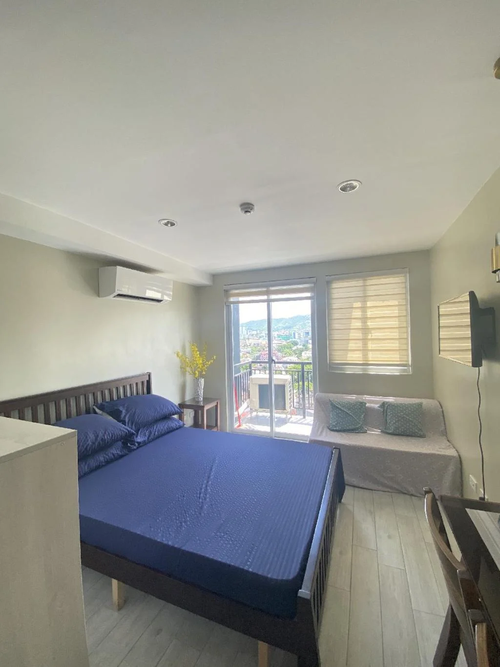 RHomes ”Your Home Away From Home”