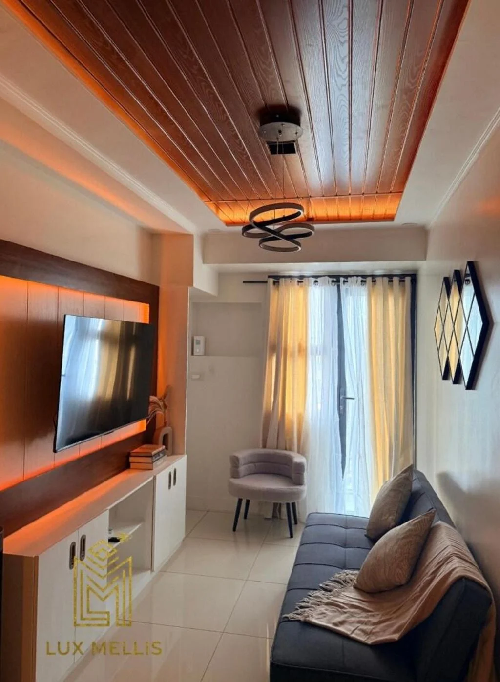Sophisticated 1BR Unit w/ Panoramic Horizon View