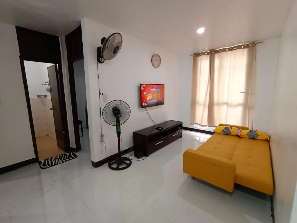 Three Bedrooms HolidayHome(Level4, Stairs only)